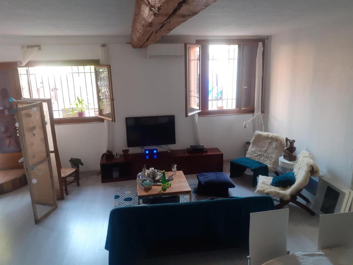 Chambre Dans Une Grande Maison Entre Canal Du Midi Et Centre Ville เบซิเยร์ ภายนอก รูปภาพ
