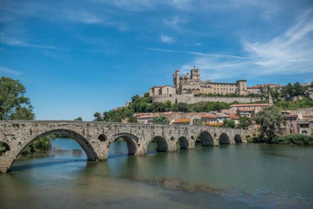 Chambre Dans Une Grande Maison Entre Canal Du Midi Et Centre Ville เบซิเยร์ ภายนอก รูปภาพ